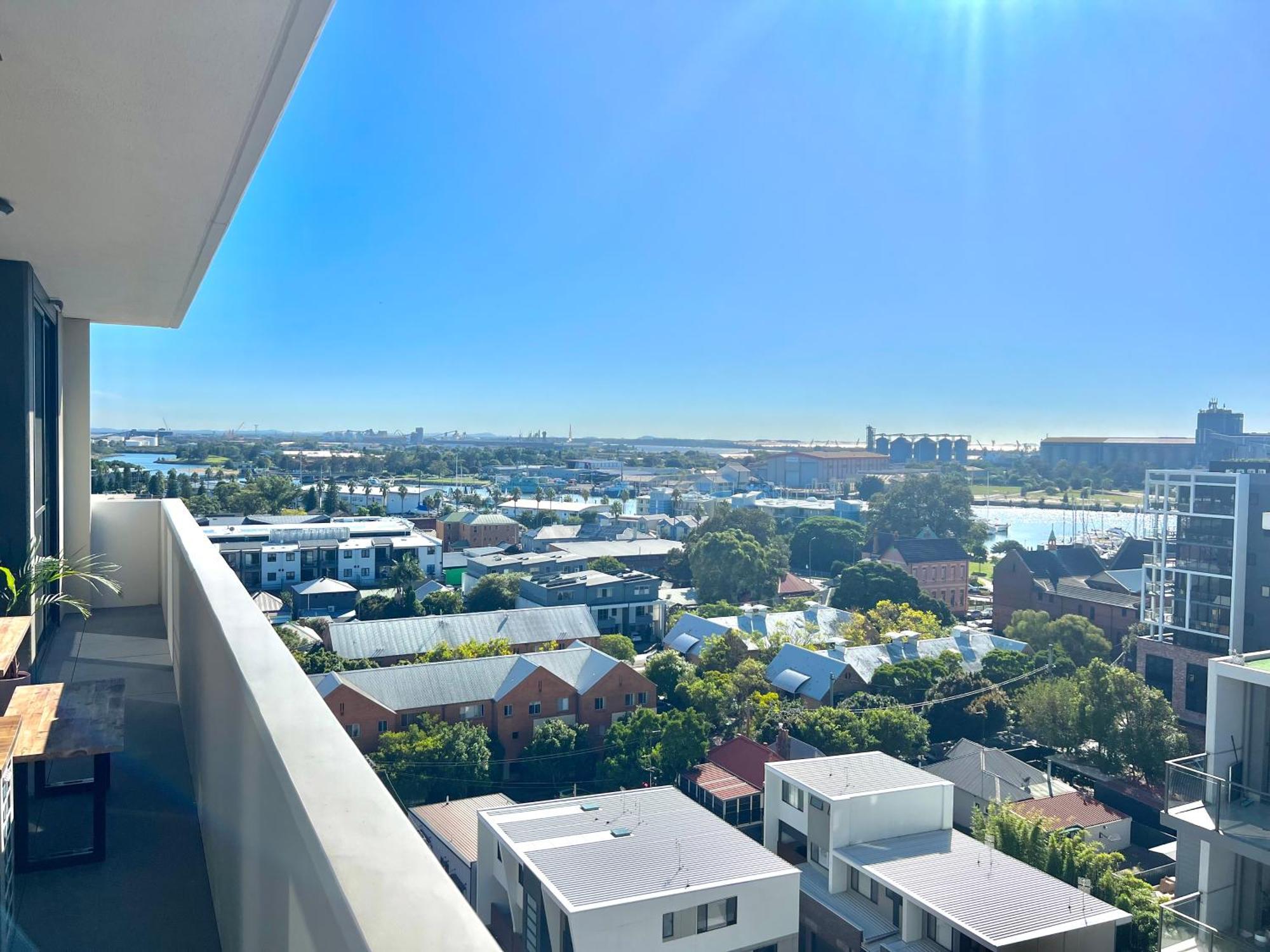 Harbour Towers, Newcastle'S Elite Apartment Stays, Free Parking & Tram Access Esterno foto