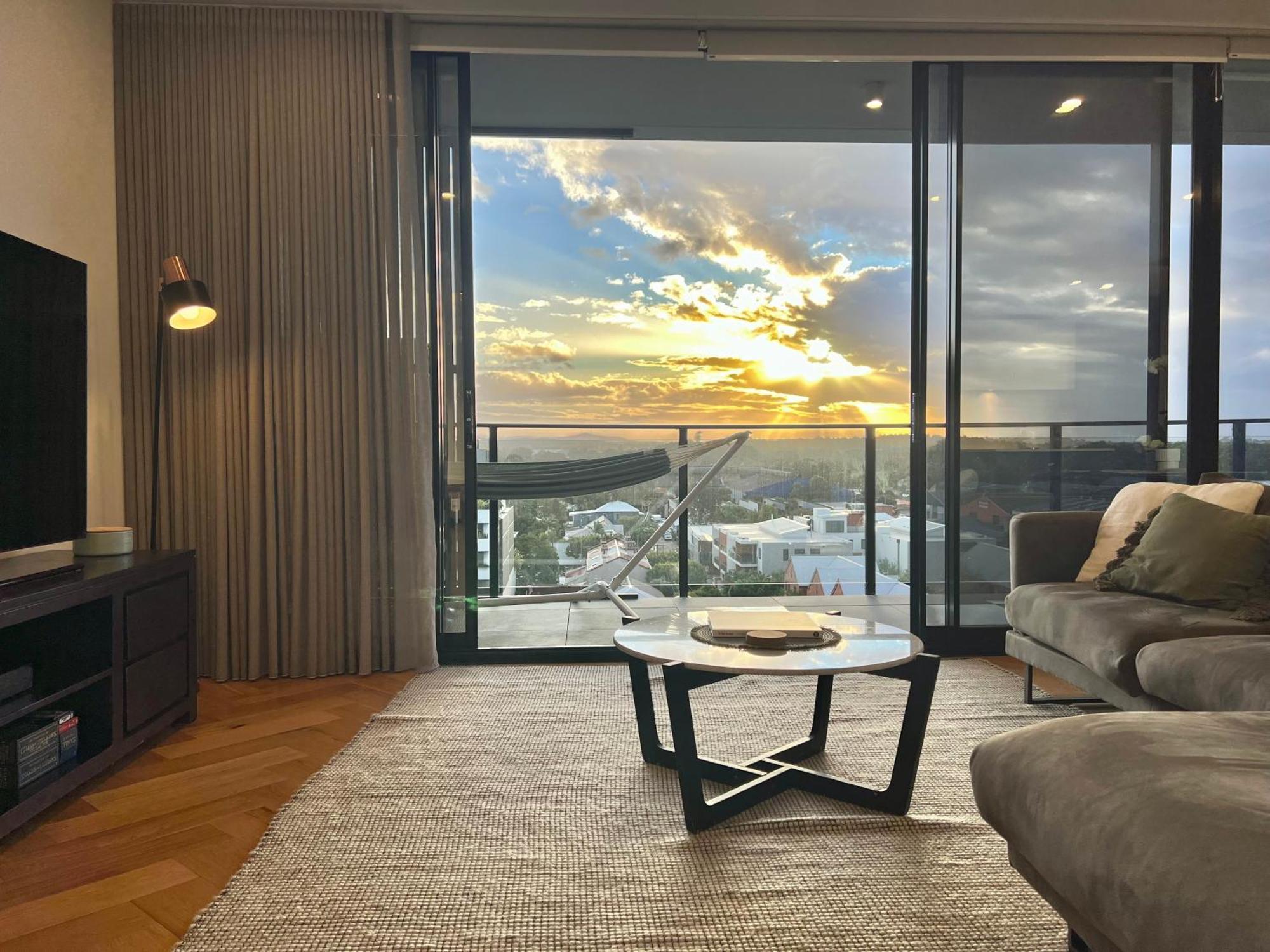 Harbour Towers, Newcastle'S Elite Apartment Stays, Free Parking & Tram Access Esterno foto