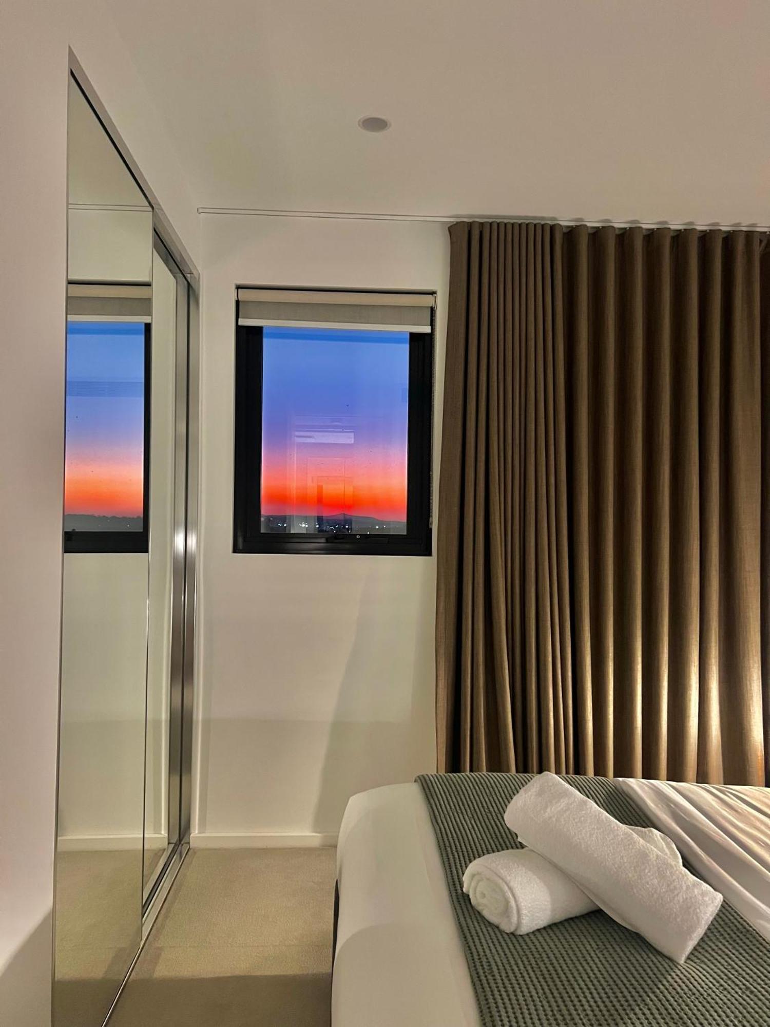 Harbour Towers, Newcastle'S Elite Apartment Stays, Free Parking & Tram Access Esterno foto